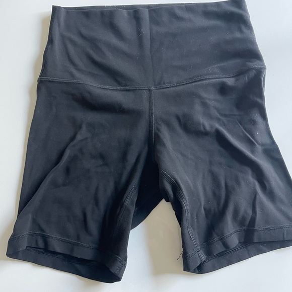 Lululemon Align Black High-Rise Short - Picture 7 of 7